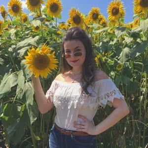 Meet your Posher, Ludmilla